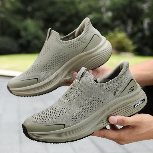 Skechers Slip-ins GO RUN Ultra Light – Hands-Free Comfort & Air-Cooled Cushioning | Best Walking & Running Shoes - 237712