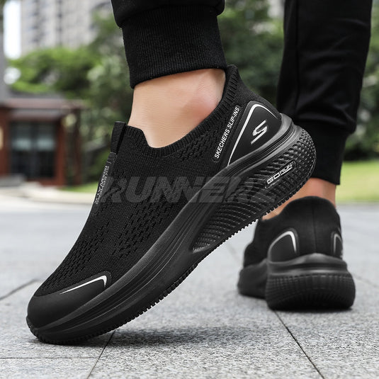 Skechers Slip-ins GO RUN Ultra Light – Hands-Free Comfort & Air-Cooled Cushioning | Best Walking & Running Shoes - 237712