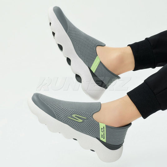 Skechers Slip-ins: GO WALK Massage Fit – 30% Off | Best Price in Pakistan - 016