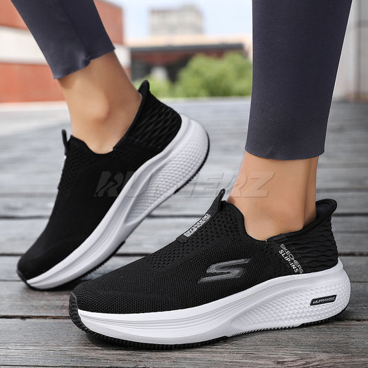 Buy Skechers Slip-ins GO RUN for Women | Air-Cooled, Hands-Free Shoes – Flat 28% OFF in Pakistan | F-668