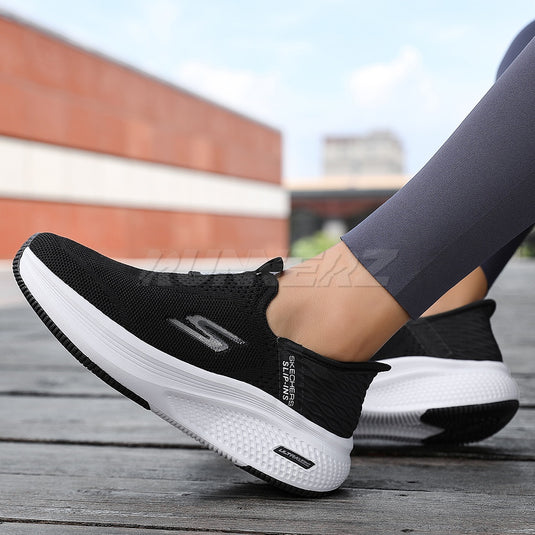 Buy Skechers Slip-ins GO RUN for Women | Air-Cooled, Hands-Free Shoes – Flat 28% OFF in Pakistan | F-668