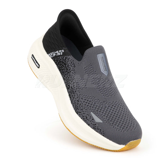 Skechers Slip-ins: GO RUN Performance Shoes | Flat 30% Off in Pakistan - 015