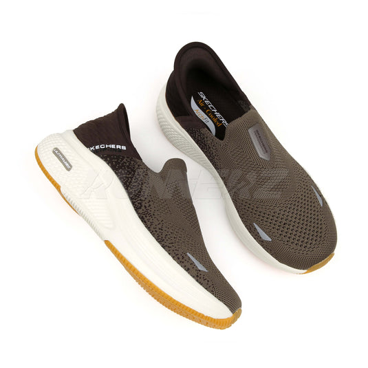 Skechers Slip-ins: GO RUN Performance Shoes | Flat 30% Off in Pakistan - 015