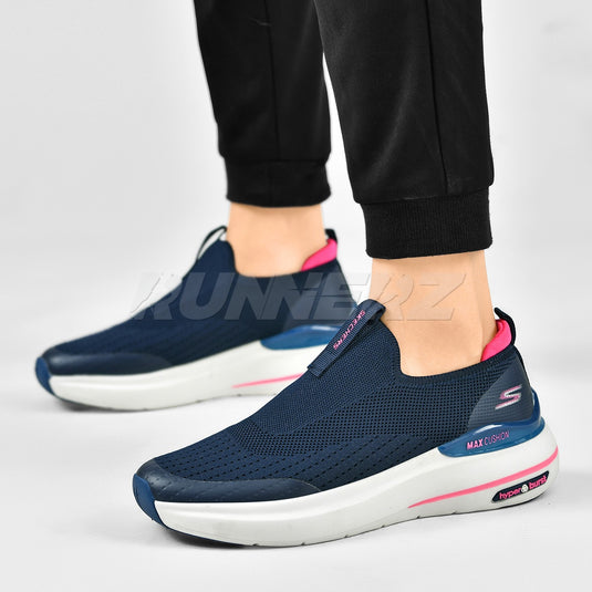 Buy Skechers MAX CUSHIONING HYPER BURST for Women – Best Price Pakistan - 818