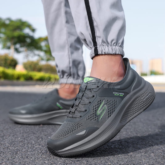 Skechers Hands Free Slip-ins GO RUN Ultra Light Price in Pakistan | Buy Online from Runnerz | SKU-A2503