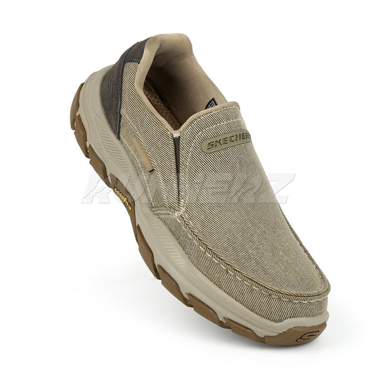 Skechers D'Lux Trail - Goodyear® Outsole & Arch Fit Comfort - 2905